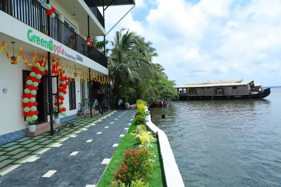 Green Apple Home Stay Alappuzha